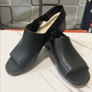 Clarks Black Leather Open-Toe Slides